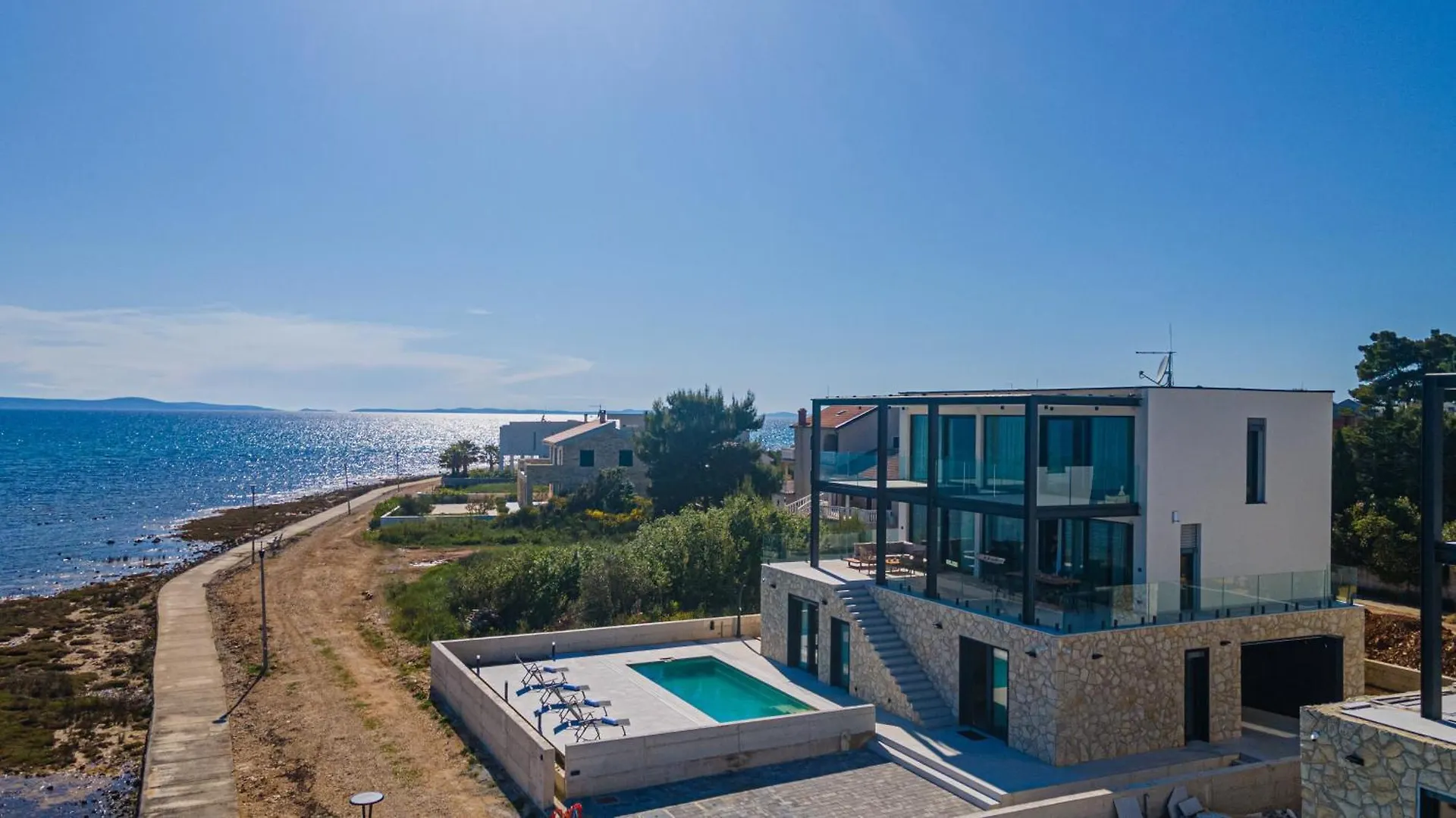 Luxury Seafront Villa Aurea - With Private Pool, Game Room & Stunning Sea Views Privlaka